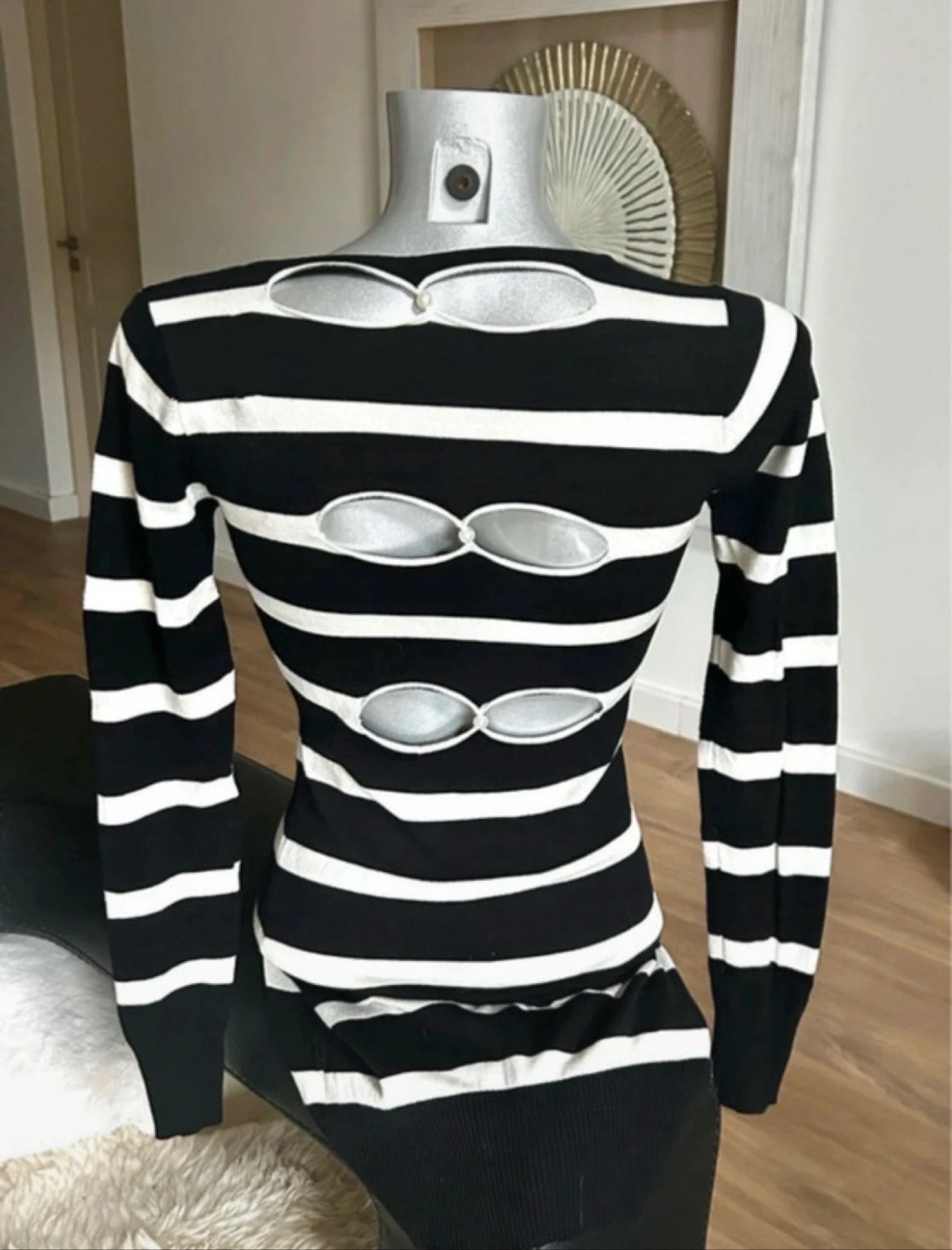 Vestido Koucla Dos ajouré – Chic & Sexy – T. S/M – photo 6